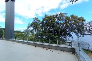 Casa em Condomínio para alugar com 334m², 3 dormitórios, 3 vagas no bairro Pedra Redonda em Porto Alegre - Foto 27