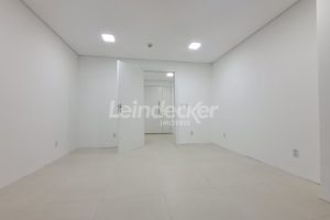Sala para alugar com 35m² no bairro Teresópolis em Porto Alegre - Foto 2