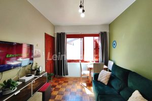 Apartamento para alugar com 55m², 2 dormitórios no bairro Bom Fim em Porto Alegre - Foto 2