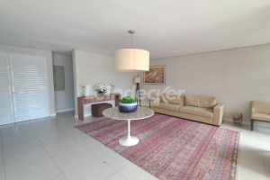 Apartamento para alugar com 64m², 2 dormitórios, 1 vaga no bairro Humaitá em Porto Alegre - Foto 20