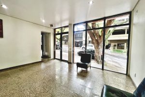 Sala para alugar com 23m², 1 vaga no bairro Rio Branco em Porto Alegre - Foto 7