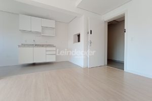 Apartamento para alugar com 77m², 2 dormitórios, 2 vagas no bairro Rio Branco em Porto Alegre - Foto 3
