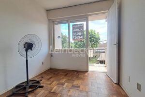 JK para alugar com 40m², 1 dormitório, 1 vaga no bairro Passo d'Areia em Porto Alegre - Foto 2