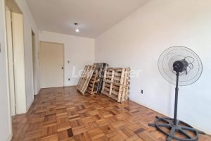 JK para alugar com 40m², 1 dormitório, 1 vaga no bairro Passo d'Areia em Porto Alegre - Foto 3