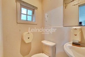 Casa Comercial para alugar com 360m², 5 vagas no bairro Petrópolis em Porto Alegre - Foto 13