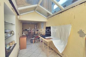 Casa Comercial para alugar com 360m², 5 vagas no bairro Petrópolis em Porto Alegre - Foto 20