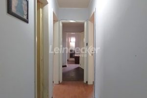 Casa Comercial para alugar com 189m², 4 dormitórios, 3 vagas no bairro Ipanema em Porto Alegre - Foto 5