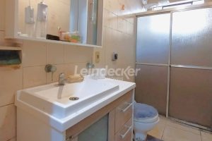 Casa Comercial para alugar com 189m², 4 dormitórios, 3 vagas no bairro Ipanema em Porto Alegre - Foto 6