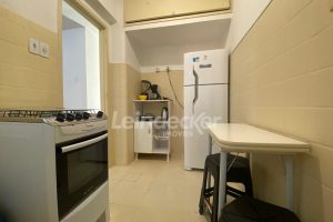 Apartamento para alugar com 50m², 2 dormitórios no bairro Centro em Porto Alegre - Foto 9