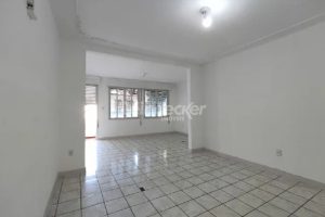 Conjunto para alugar com 205m² no bairro Floresta em Porto Alegre - Foto 2