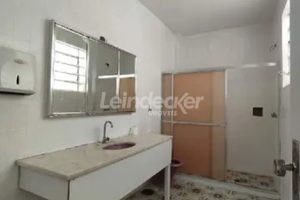 Conjunto para alugar com 205m² no bairro Floresta em Porto Alegre - Foto 5