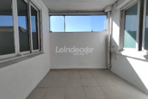 Conjunto para alugar com 205m² no bairro Floresta em Porto Alegre - Foto 6