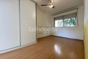 Apartamento para alugar com 65m², 2 dormitórios, 1 vaga no bairro Mont Serrat em Porto Alegre - Foto 4