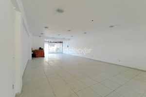 Loja para alugar com 275m², 3 vagas no bairro Vila Jardim em Porto Alegre - Foto 2