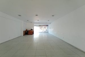 Loja para alugar com 275m², 3 vagas no bairro Vila Jardim em Porto Alegre - Foto 3