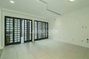 Apartamento para alugar com 65m², 1 dormitório no bairro Jardim do Salso em Porto Alegre - Foto 2