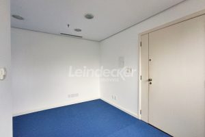 Sala para alugar com 42m², 1 vaga no bairro Três Figueiras em Porto Alegre - Foto 7