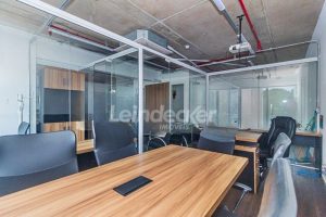 Conjunto para alugar com 114m², 3 vagas no bairro Chácara das Pedras em Porto Alegre - Foto 2