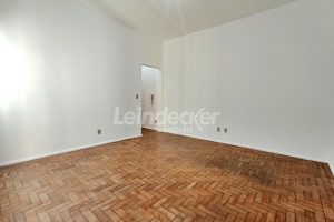 Apartamento para alugar com 70m², 2 dormitórios, 1 vaga no bairro Rio Branco em Porto Alegre - Foto 3