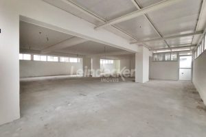 Conjunto para alugar com 190m², 3 vagas no bairro Auxiliadora em Porto Alegre - Foto 3