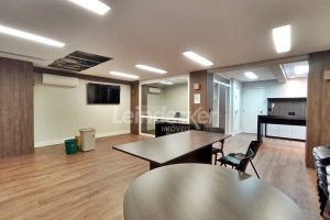 Conjunto para alugar com 190m², 3 vagas no bairro Auxiliadora em Porto Alegre - Foto 13