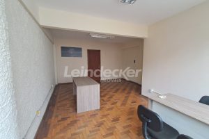 Sala para alugar com 30m² no bairro Centro em Porto Alegre - Foto 3