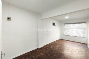 Sala para alugar com 54m² no bairro Centro em Porto Alegre - Foto 5