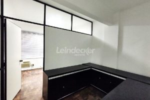 Sala para alugar com 54m² no bairro Centro em Porto Alegre - Foto 7
