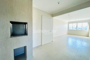 Apartamento para alugar com 72m², 2 dormitórios, 2 vagas no bairro Jardim do Salso em Porto Alegre - Foto 4