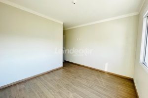 Apartamento para alugar com 72m², 2 dormitórios, 2 vagas no bairro Jardim do Salso em Porto Alegre - Foto 12