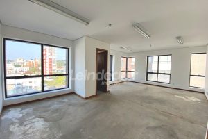 Sala para alugar com 34m² no bairro Menino Deus em Porto Alegre - Foto 1