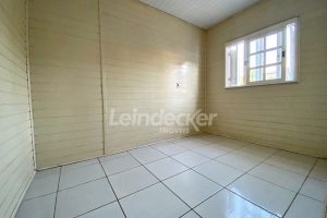 Casa para alugar com 54m², 2 dormitórios no bairro Jardim do Salso em Porto Alegre - Foto 4