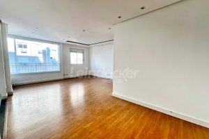 Apartamento para alugar com 64m², 2 dormitórios, 1 vaga no bairro Humaitá em Porto Alegre - Foto 2