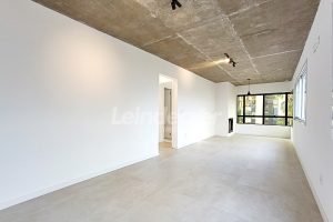 Apartamento para alugar com 80m², 2 dormitórios, 2 vagas no bairro Petrópolis em Porto Alegre - Foto 1
