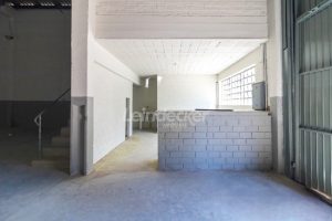 Depósito para alugar com 400m², 5 vagas no bairro Anchieta em Porto Alegre - Foto 2