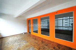 Sala para alugar com 90m² no bairro Centro em Porto Alegre - Foto 6
