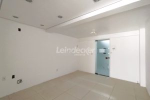 Sala para alugar com 90m² no bairro Centro em Porto Alegre - Foto 2