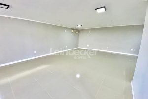 Casa para alugar com 600m², 4 dormitórios, 6 vagas no bairro Espirito Santo em Porto Alegre - Foto 5