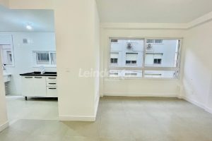 Apartamento para alugar com 68m², 2 dormitórios, 1 vaga no bairro Menino Deus em Porto Alegre - Foto 4
