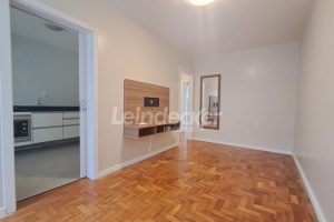 Apartamento para alugar com 57m², 2 dormitórios no bairro Menino Deus em Porto Alegre - Foto 2