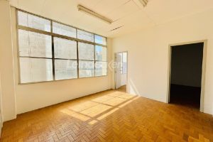 Sala para alugar com 62m² no bairro Centro em Porto Alegre - Foto 3