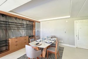 Apartamento para alugar com 316m², 3 dormitórios, 4 vagas no bairro Vila Assunção em Porto Alegre - Foto 3
