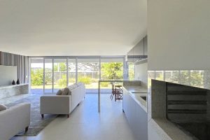 Apartamento para alugar com 316m², 3 dormitórios, 4 vagas no bairro Vila Assunção em Porto Alegre - Foto 10