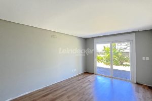 Apartamento para alugar com 316m², 3 dormitórios, 4 vagas no bairro Vila Assunção em Porto Alegre - Foto 15