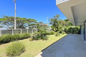 Apartamento para alugar com 316m², 3 dormitórios, 4 vagas no bairro Vila Assunção em Porto Alegre - Foto 35