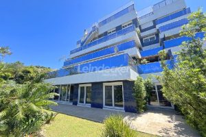 Apartamento para alugar com 316m², 3 dormitórios, 4 vagas no bairro Vila Assunção em Porto Alegre - Foto 41