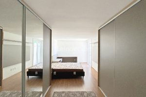 Apartamento para alugar com 316m², 3 dormitórios, 4 vagas no bairro Vila Assunção em Porto Alegre - Foto 27