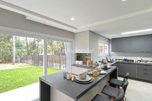 Casa em Condomínio para alugar com 334m², 3 dormitórios, 3 vagas no bairro Pedra Redonda em Porto Alegre - Foto 15