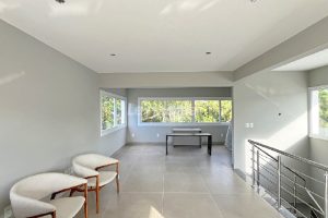 Casa em Condomínio para alugar com 334m², 3 dormitórios, 3 vagas no bairro Pedra Redonda em Porto Alegre - Foto 36