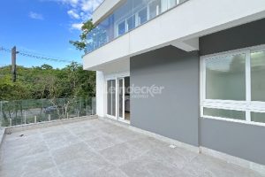 Casa em Condomínio para alugar com 334m², 3 dormitórios, 3 vagas no bairro Pedra Redonda em Porto Alegre - Foto 45